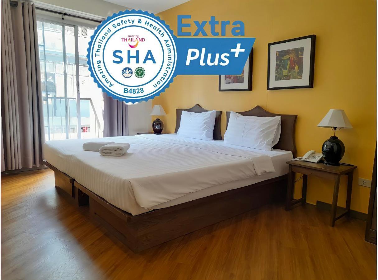 Vinary Hotel Sukhumvit Bangkok Exteriör bild