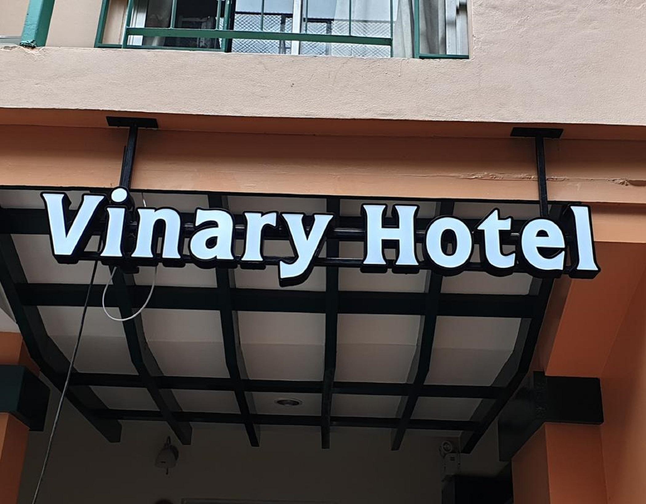 Vinary Hotel Sukhumvit Bangkok Exteriör bild